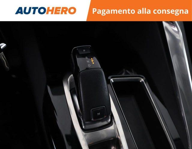 PEUGEOT 3008 BlueHDi 130 S&S EAT8 Business