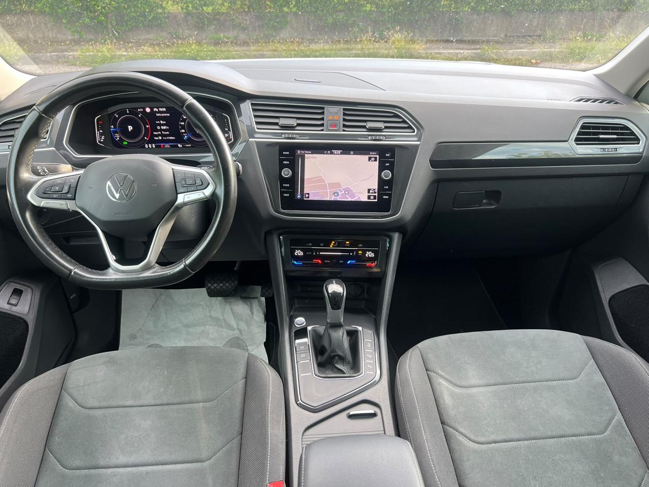 Volkswagen Tiguan 2.0 TDI 150 CV DSG Elegance RESTYLING