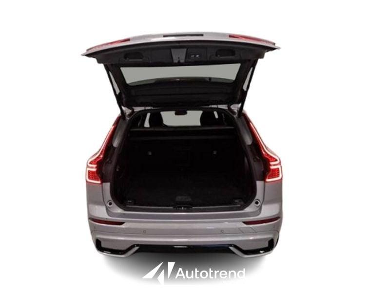 Volvo XC60 B4 197+14 CV Automatica Mild Hybrid Diesel Plus Dark