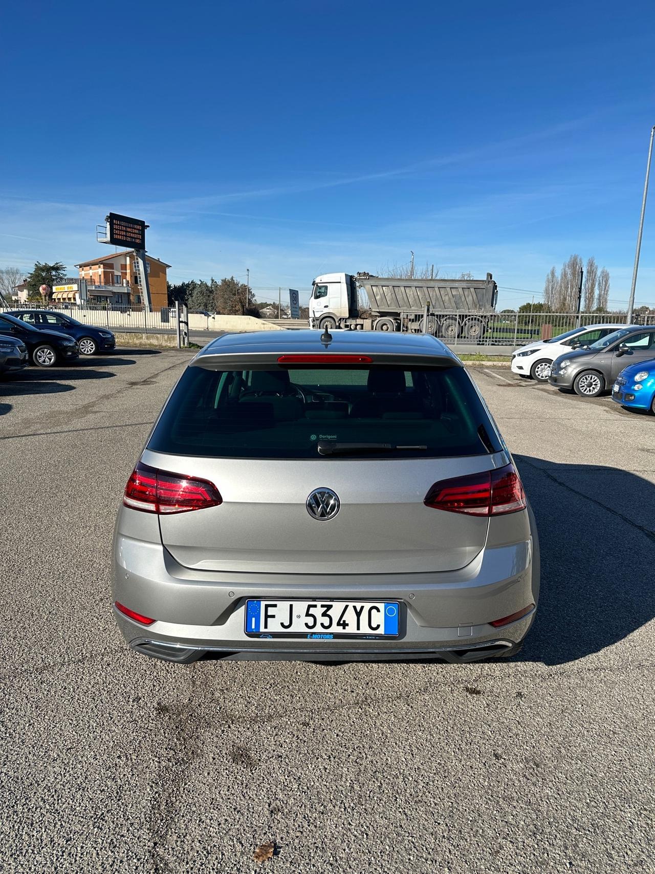Volkswagen Golf 1.6 TDI DSG Business BlueMotion Technology - 2017