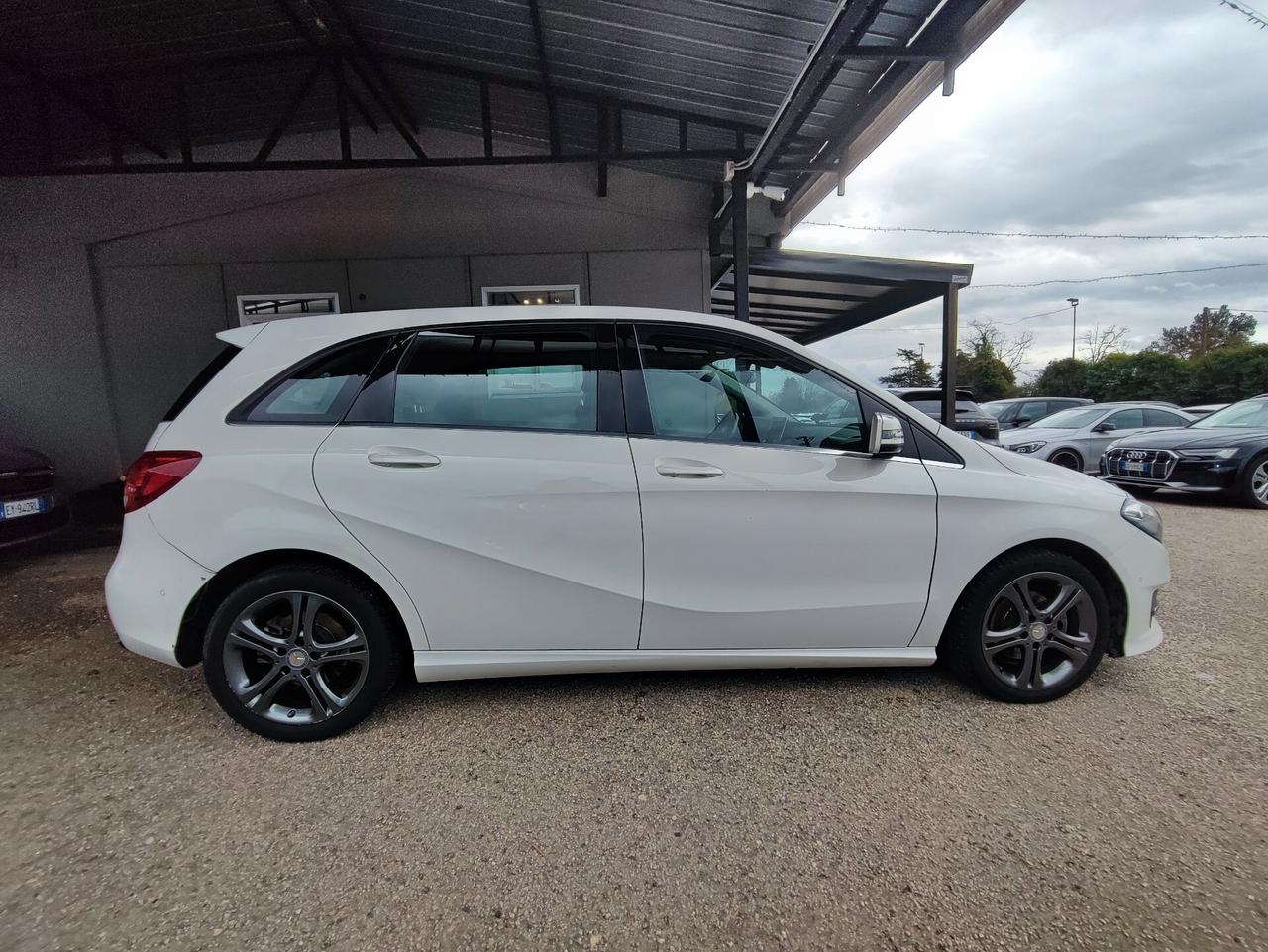 Mercedes-benz B 180 d Automatic Premium