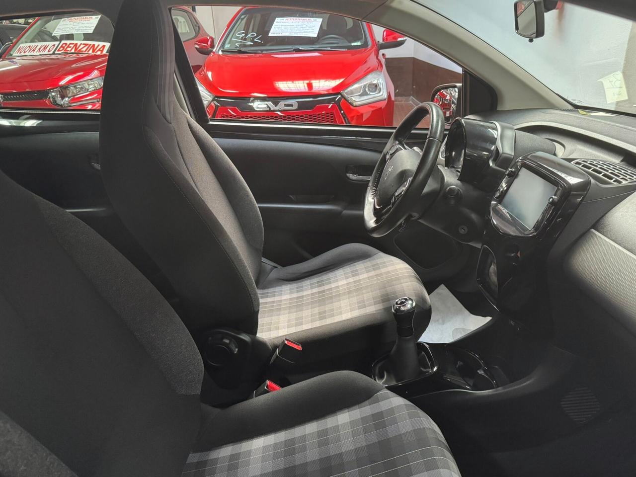 Peugeot 108 VTi 72 5 porte GT Line