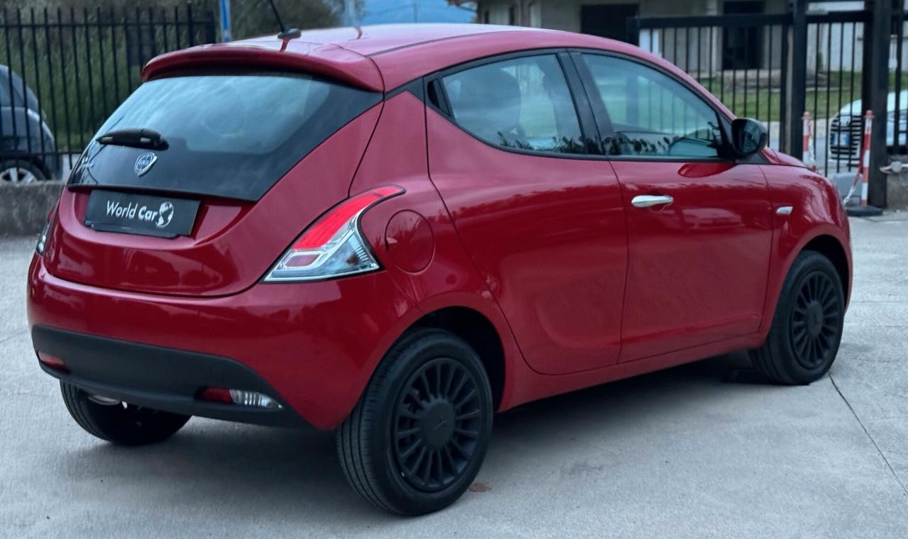 Lancia Ypsilon 1.2 69 CV 5 porte GPL Ecochic