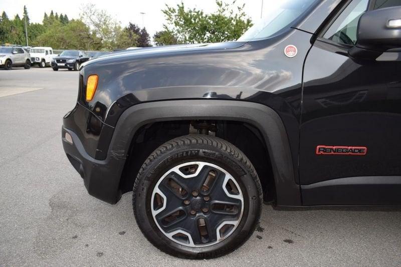 Jeep Renegade 2.0 Mjt 170CV 4WD Active Drive Low Trailhawk