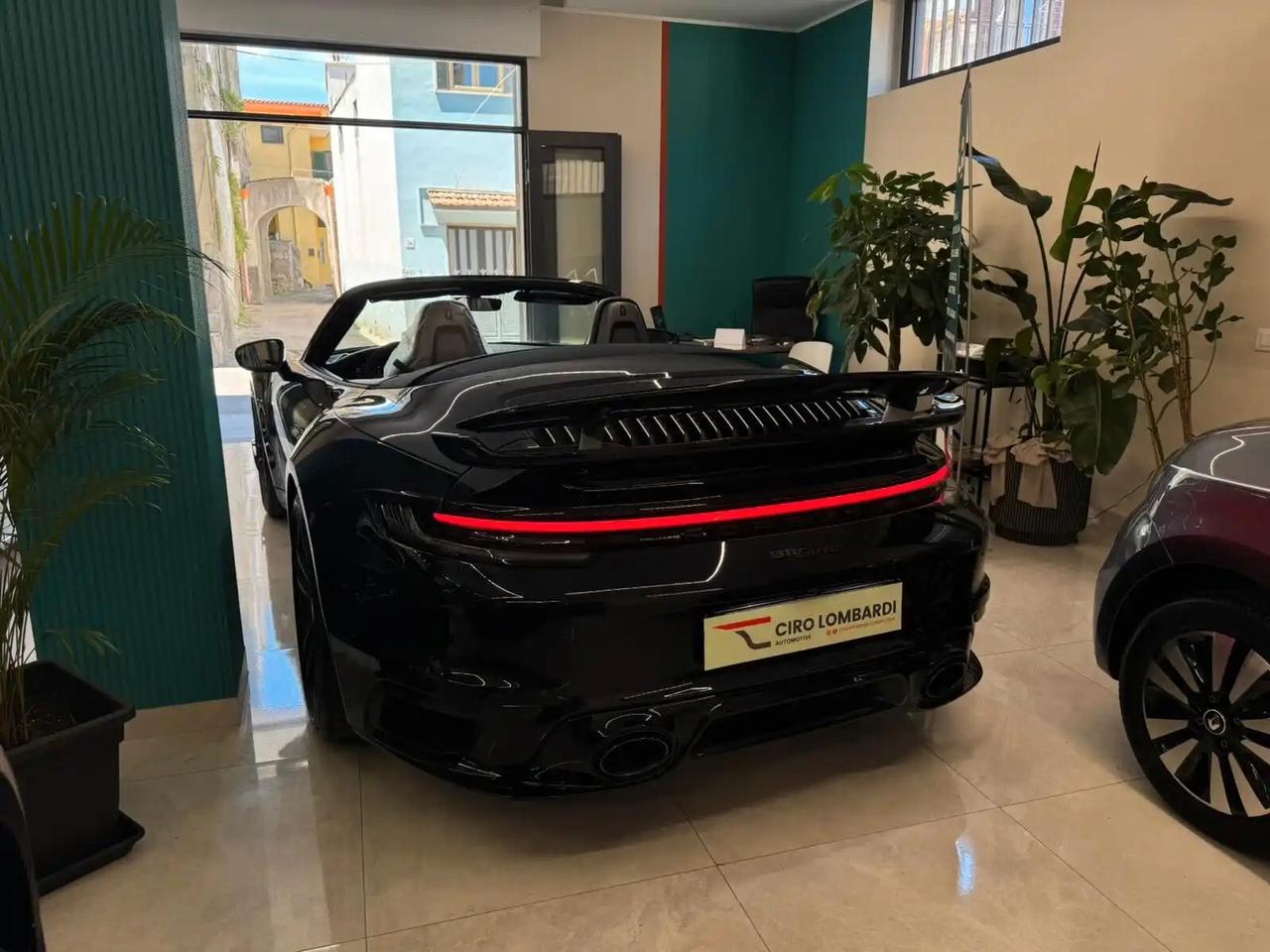 Porsche 911 Turbo Cabriolet 581 cv