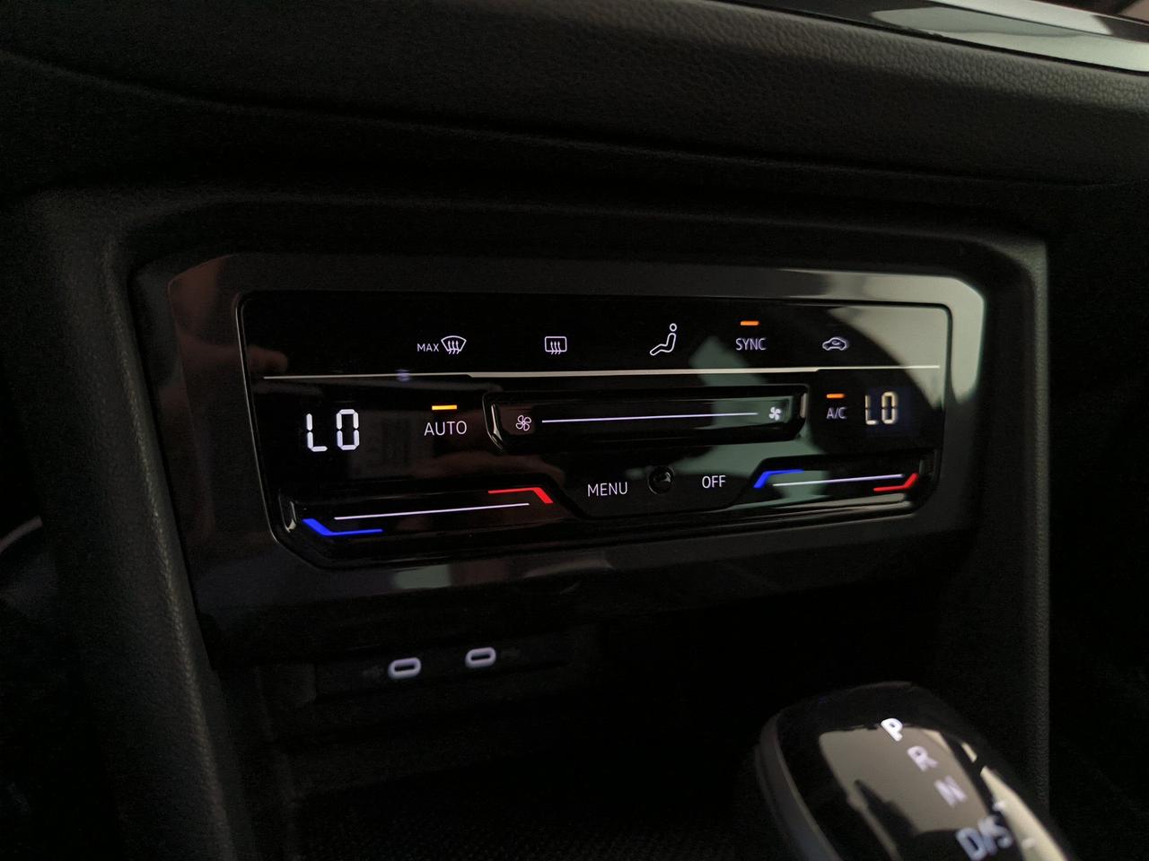 Volkswagen Tiguan 2.0 tdi r-line 150cv dsg