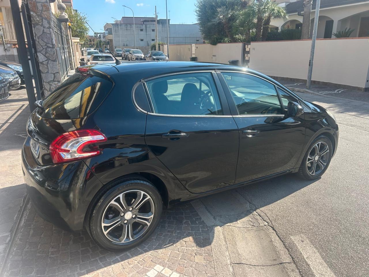 Peugeot 208 1.4 VTi 95 CV 5p. GPL Allure