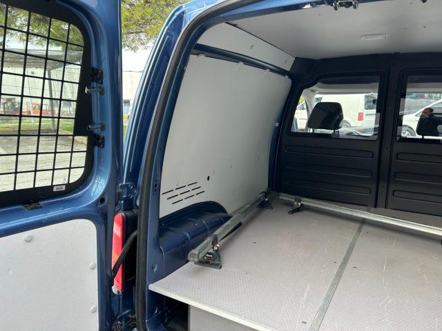 VOLKSWAGEN Caddy 1.4 TGI DSG Furgone Business