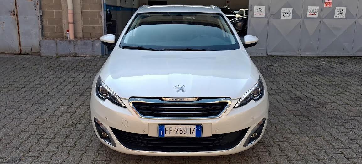 Peugeot 308 BlueHDi 120 S&S SW Allure