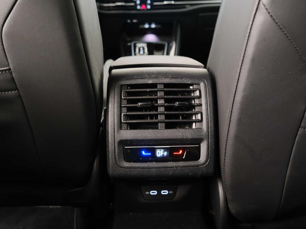 Volkswagen Golf 2.0 tdi scr 150cv r-line dsg