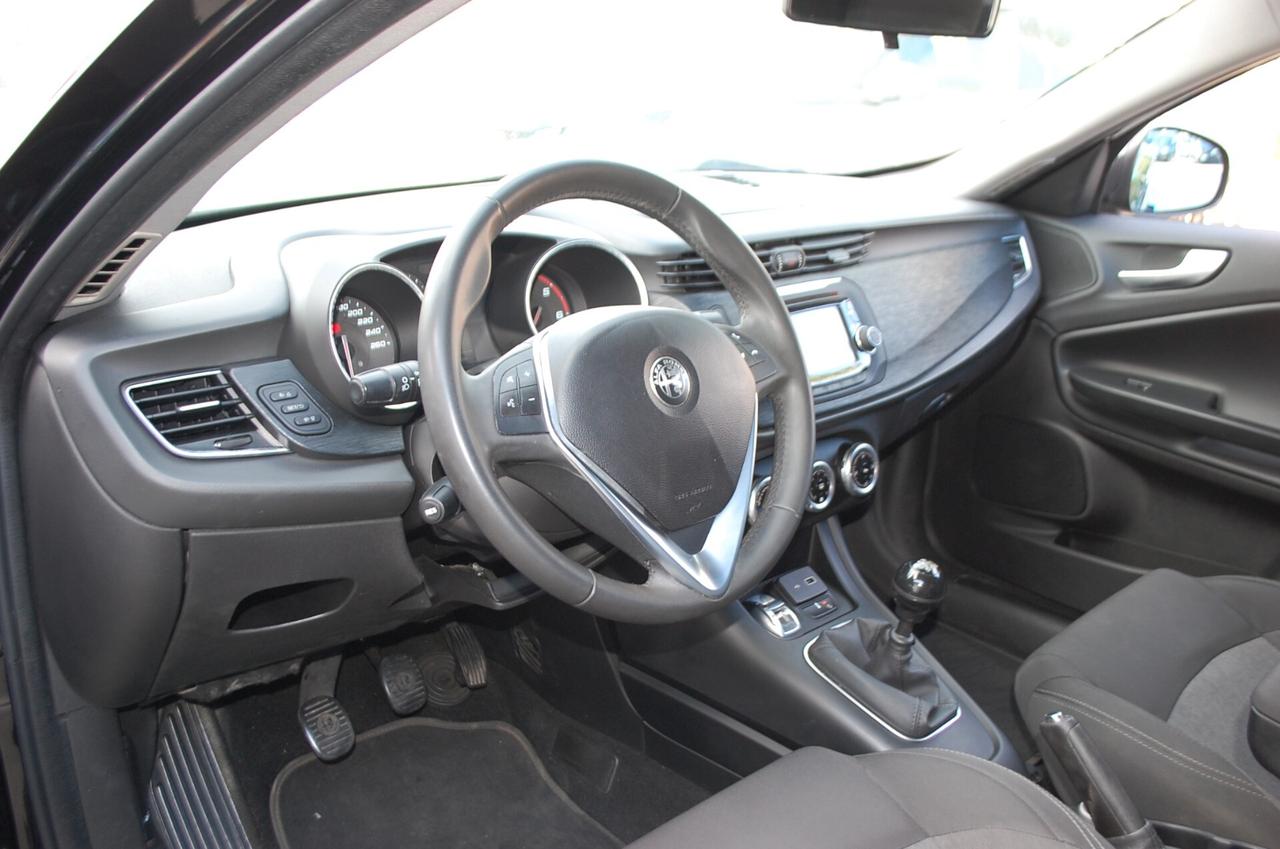 Alfa Romeo Giulietta 1.6 jtdm Sport 120CV Uff Italy Lega USB Akrapovič