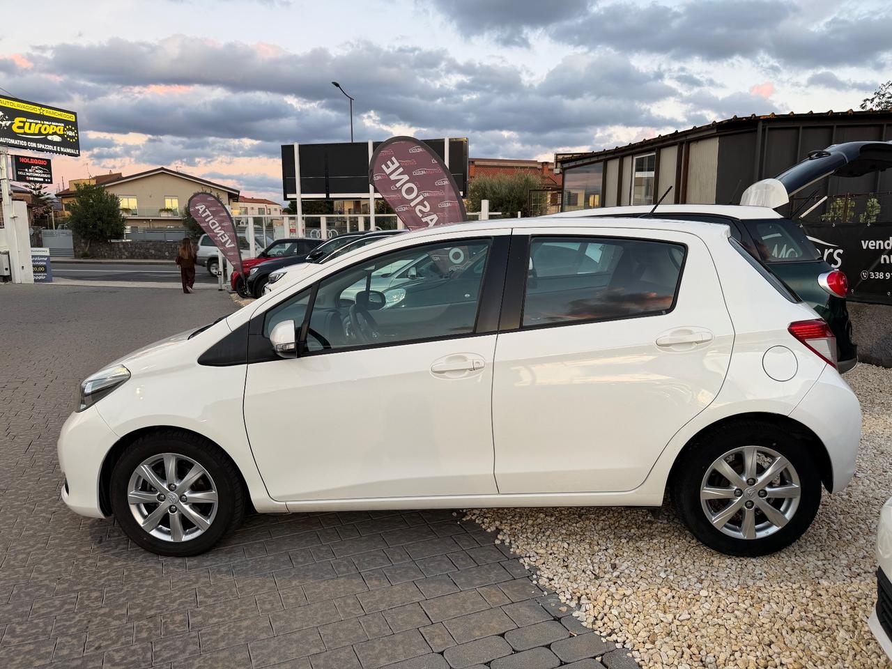 Toyota Yaris 1.4 D-4D 5 porte Lounge