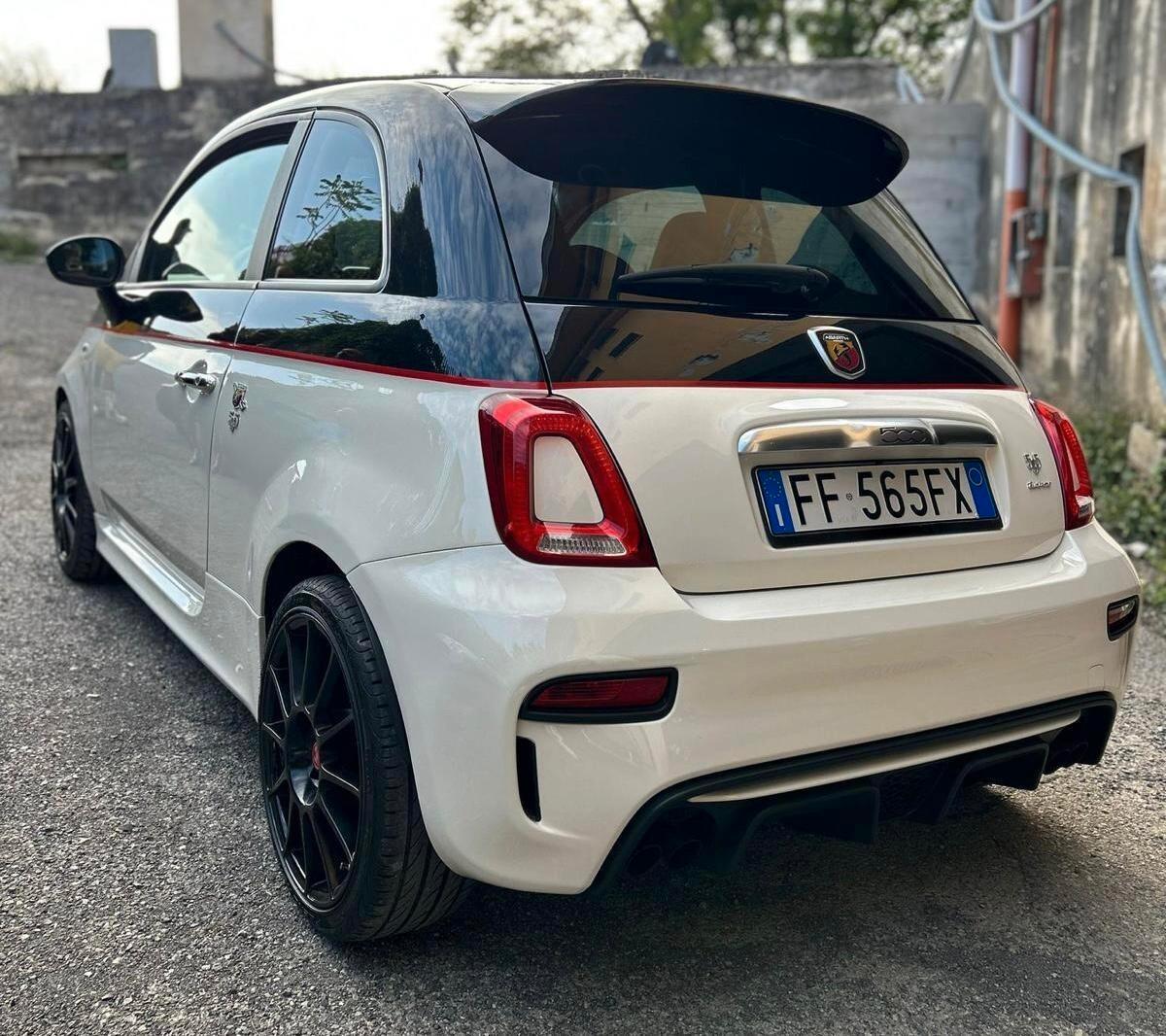 Abarth 595 1.4 Turbo T-Jet 165 CV Turismo