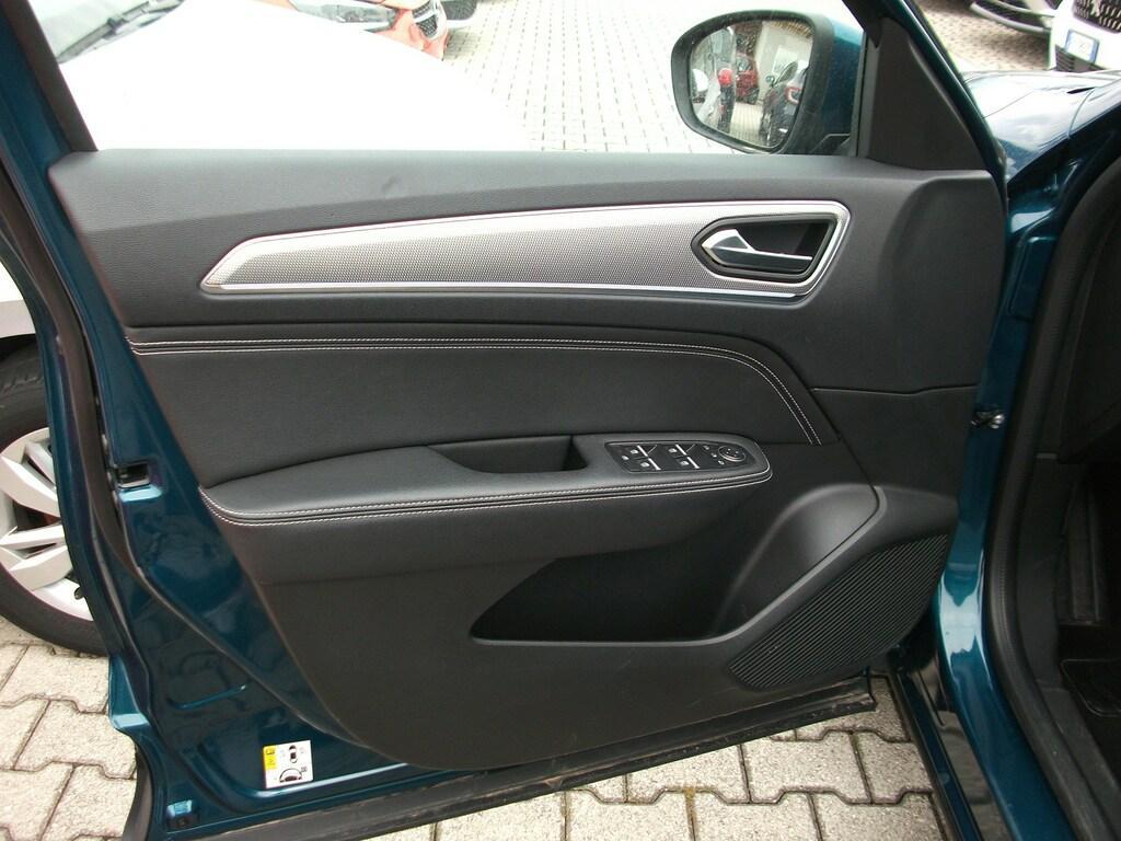 Renault Arkana 1.6 Hybrid Intens E-Tech Auto