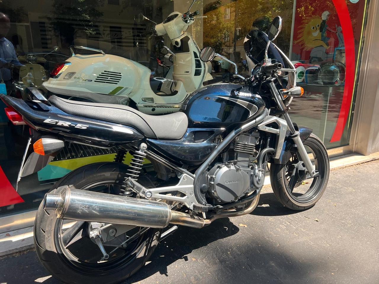 Kawasaki ER 5