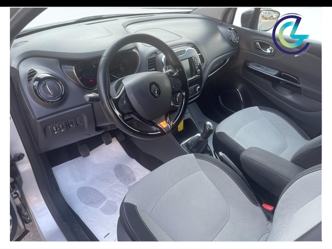 RENAULT Captur I 2013 - Captur 0.9 tce energy R-Link s&s 90cv