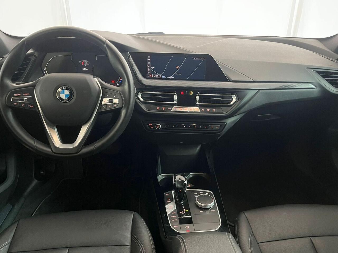 Bmw 116 116d 5p. Luxury