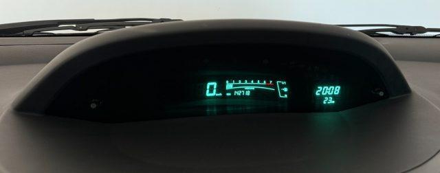 TOYOTA Yaris 1.0 5 porte Luxury pack