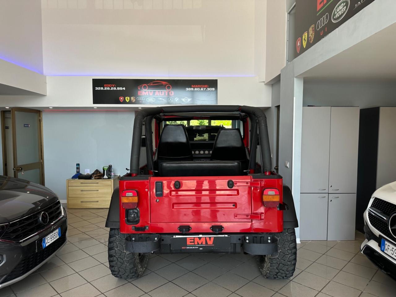 Jeep Wagoneer 2..5 benzina