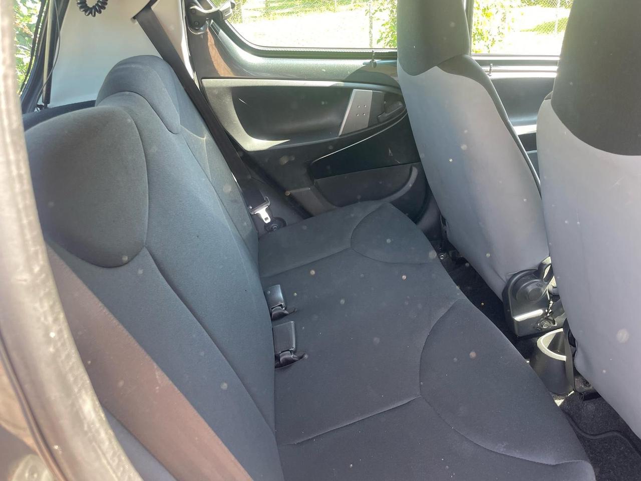Toyota Aygo 1.0 12V VVT-i 5 porte Lounge Connect