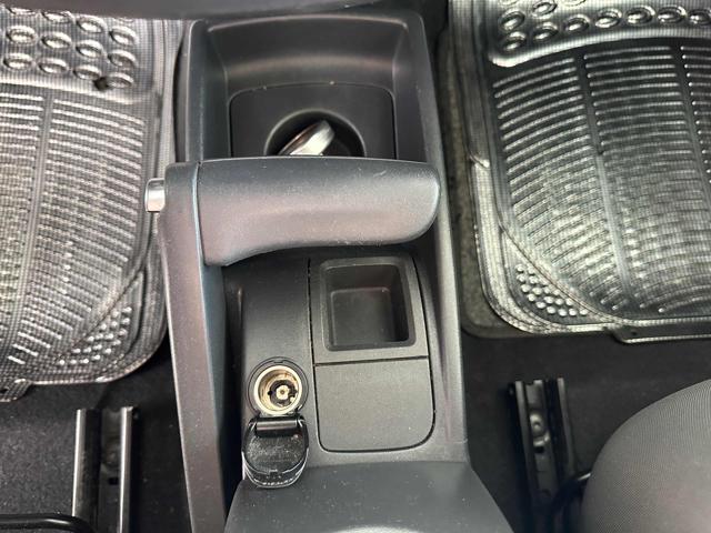 RENAULT Kangoo BENZINA/GPL 5 POSTI CAMBIO AUTOMATICO NAVIGATORE