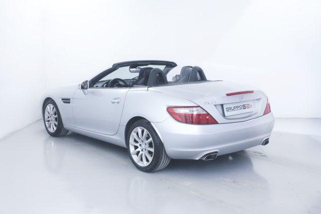 MERCEDES-BENZ SLK 200 CGI Sport