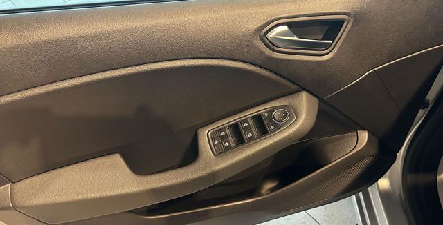 RENAULT Clio Blue dCi 100 CV 5P Corporate Edition