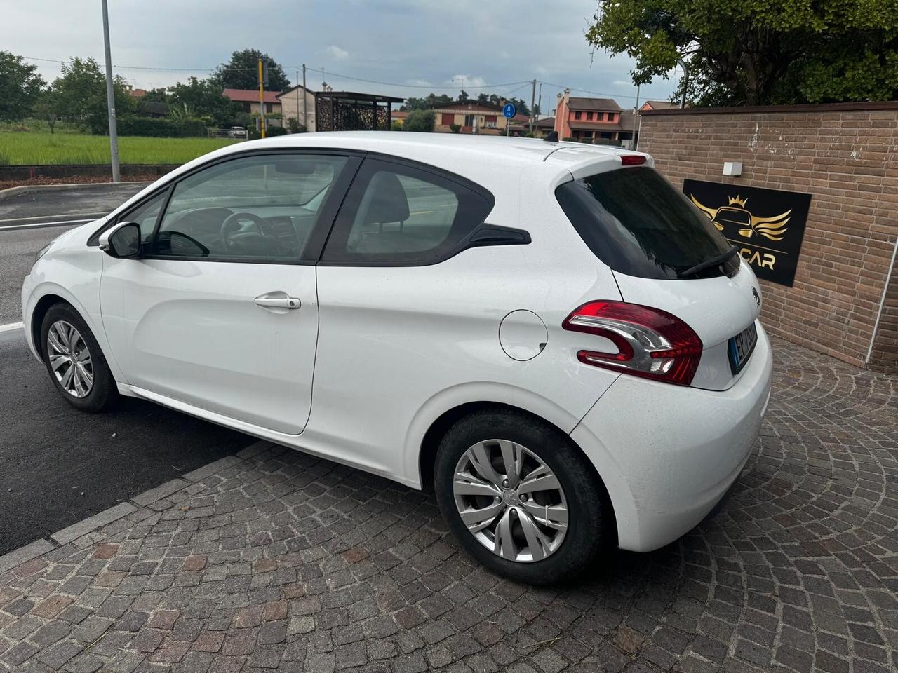 Peugeot 208 1.2 VTi 82 CV 3 porte Allure