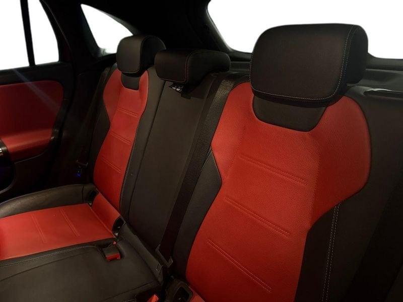 Mercedes-Benz GLA 200 d Premium 4matic auto