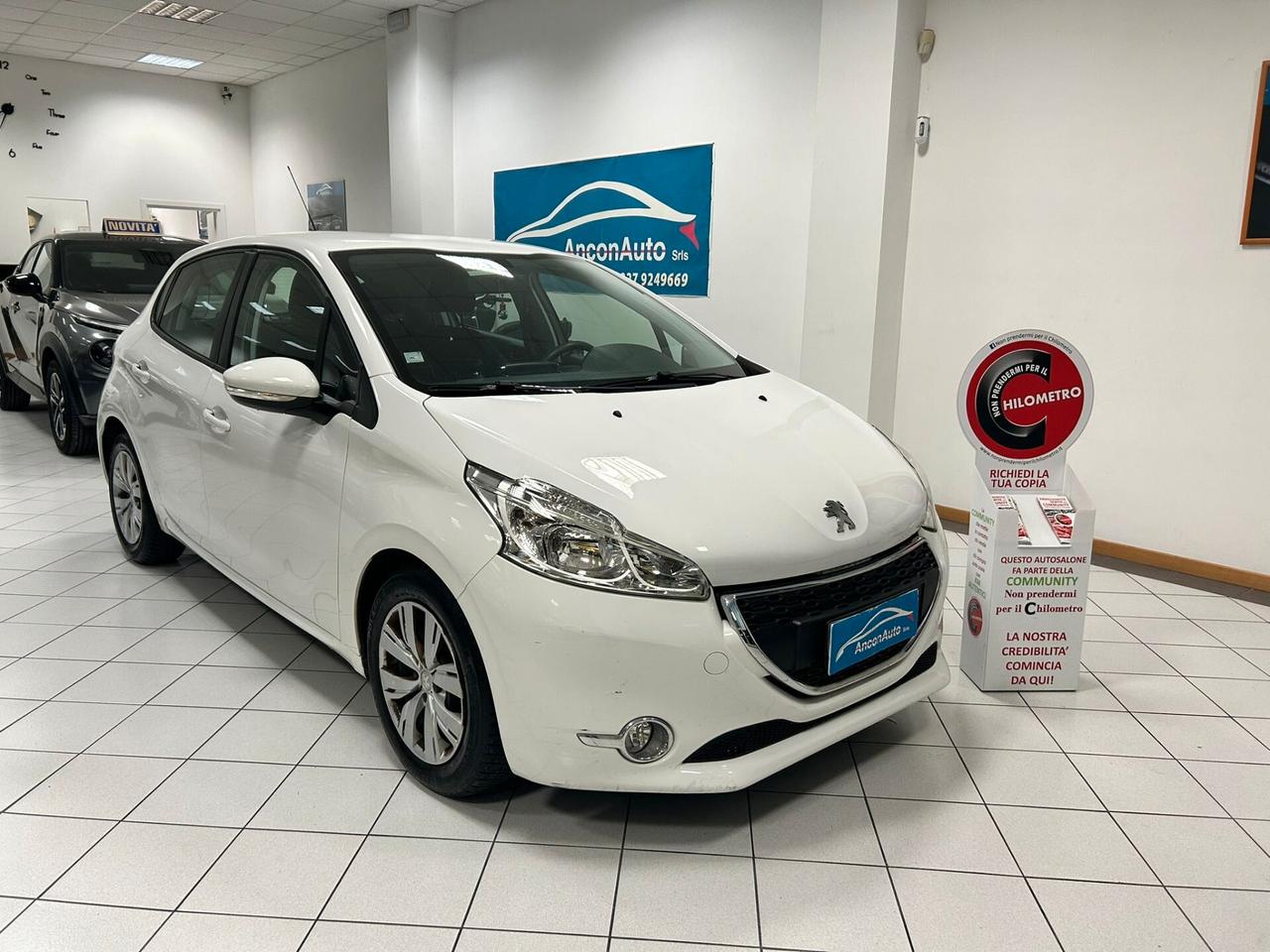 Peugeot 208 1.4 GPL X NEOPATENTATI 2014