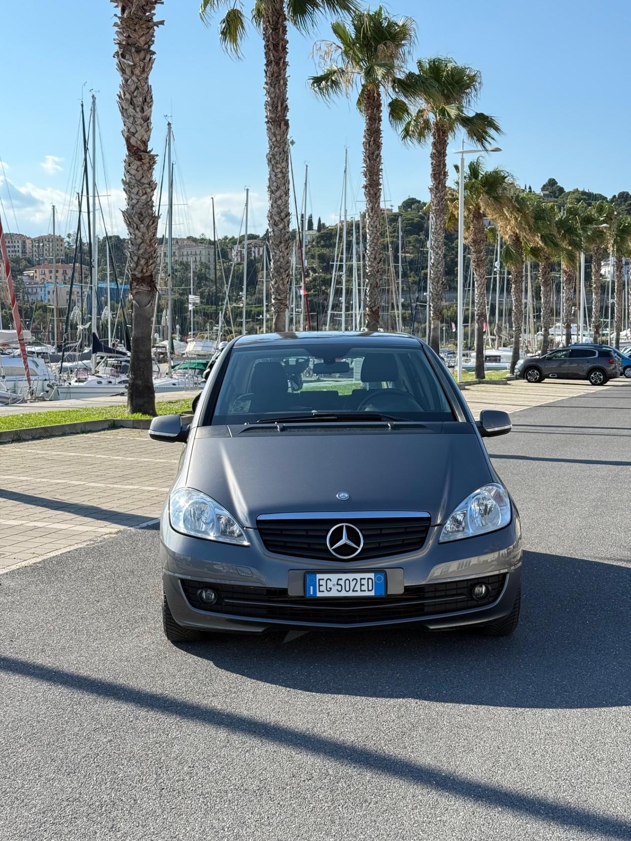 Mercedes-benz A 160 CDI BlueEFFICIENCY