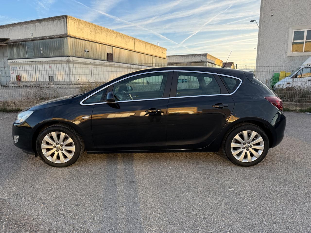 Opel Astra 1.4 Turbo 140CV 140.000km