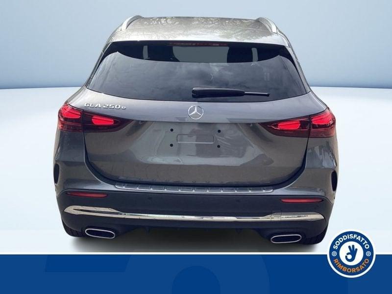Mercedes-Benz GLA 250 E PLUG-IN HYBRID AUTOMATIC AMG line ADVANCED PLUS
