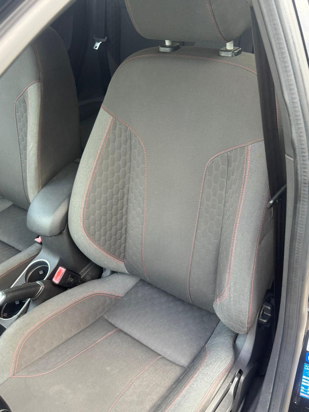 Ford Fiesta 1.5 TDCi 95CV 5 porte ST-Line