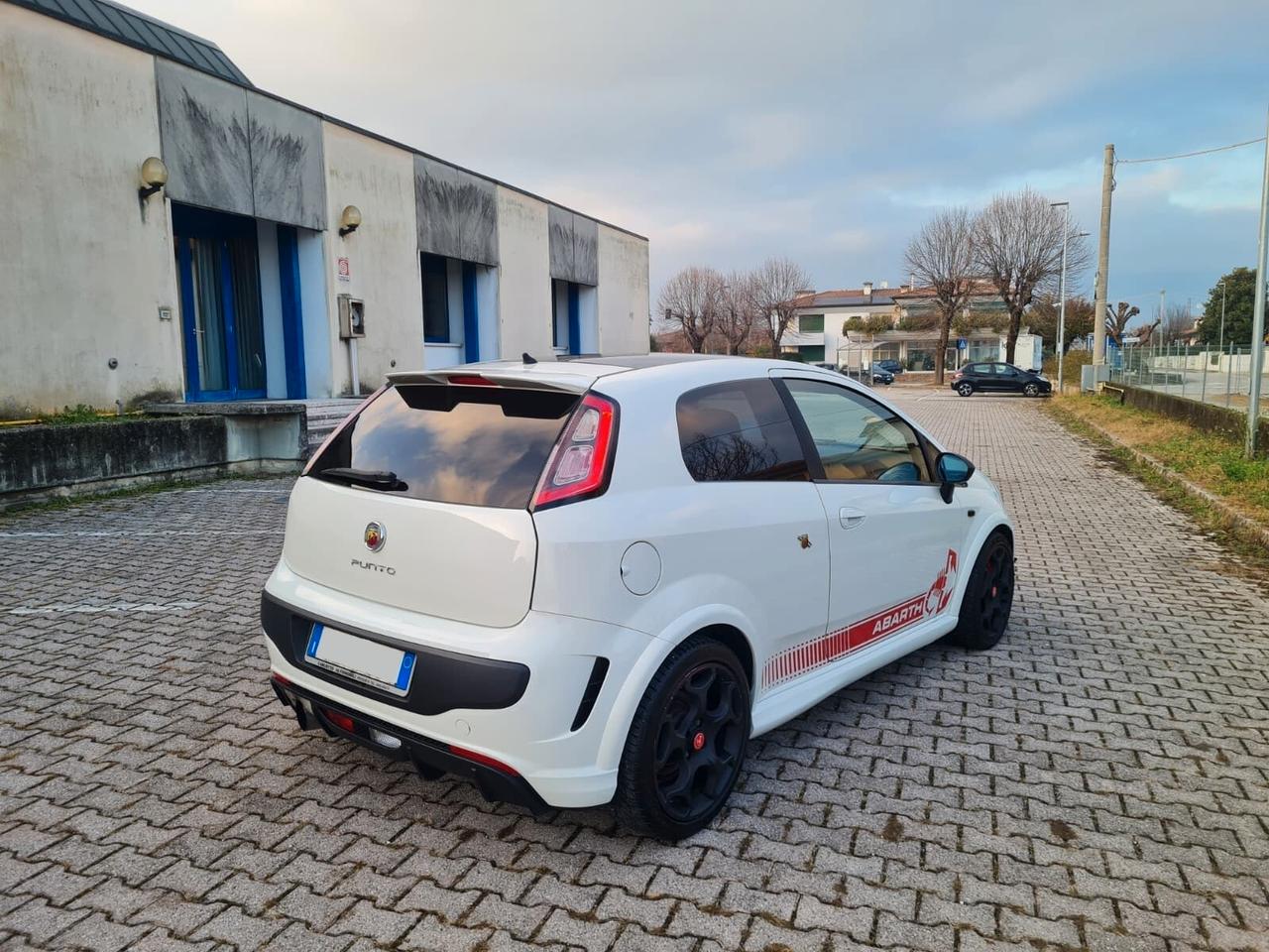 Abarth Punto EVO 1.4i 16V Turbo Multiair S&S