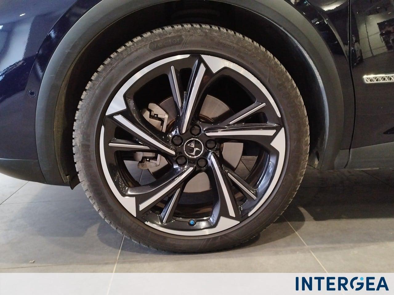 DS DS7 Crossback 1.6 e-tense phev Louvre 4x2 au