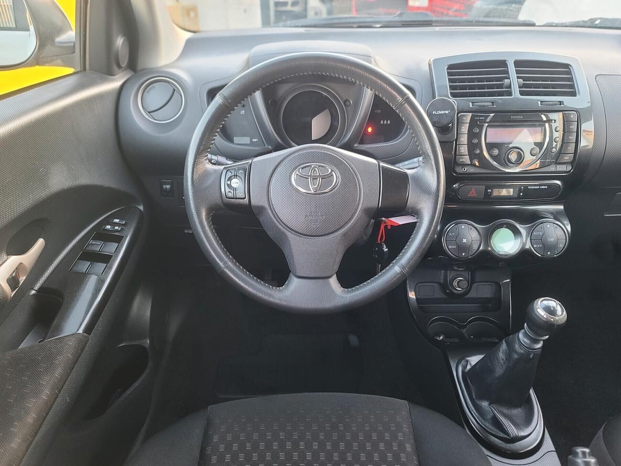 Toyota Urban Cruiser 1.4 D-4D Active 4x4