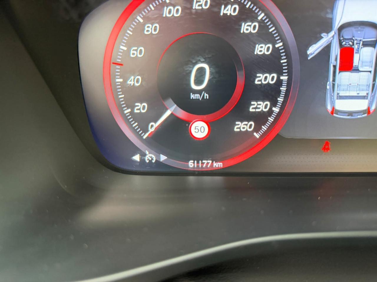 Volvo XC40 T4 Recharge Plug-in Hybrid R-design N1