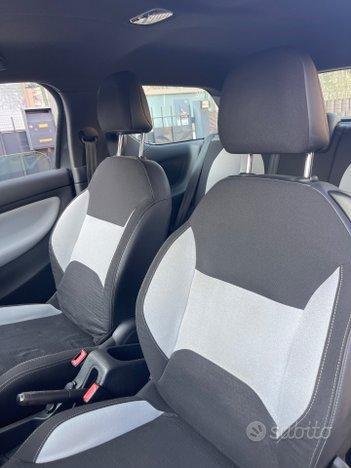 Ds DS3 DS 3 1.4 HDi 70 Just Black
