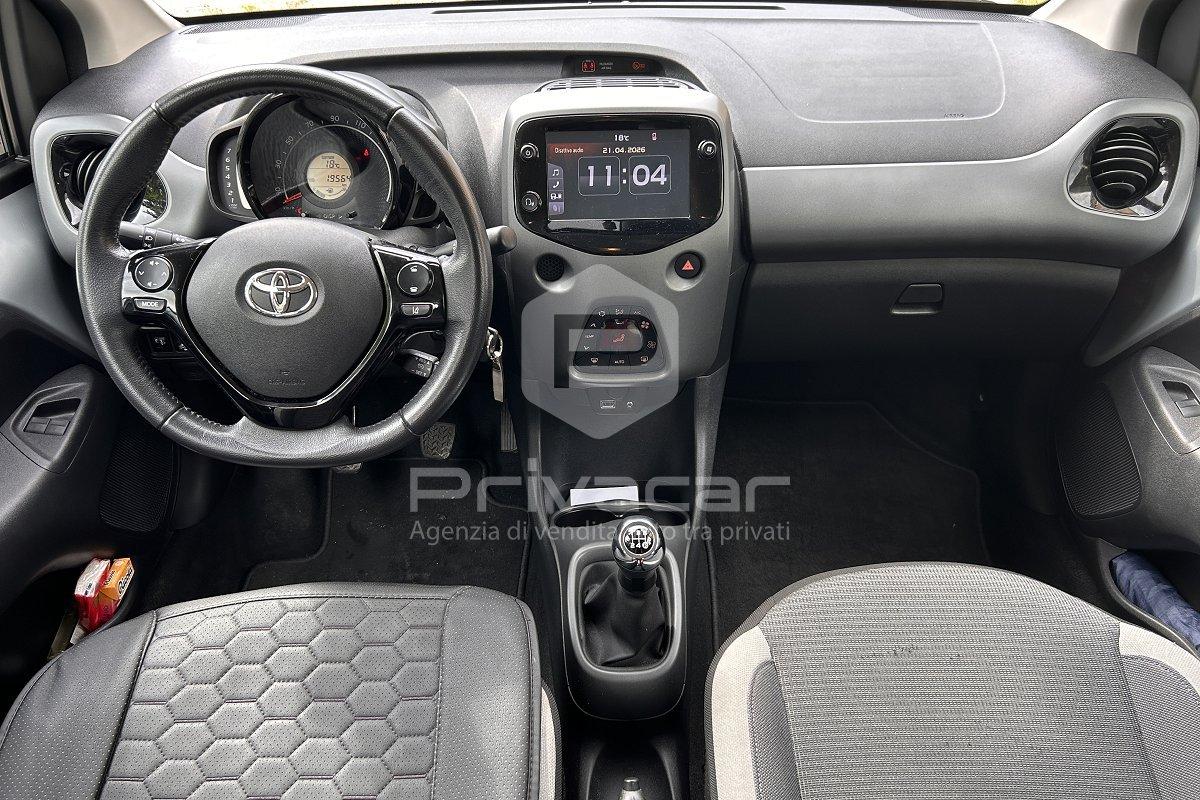TOYOTA Aygo Connect 1.0 VVT-i 72 CV 5 porte x-fun