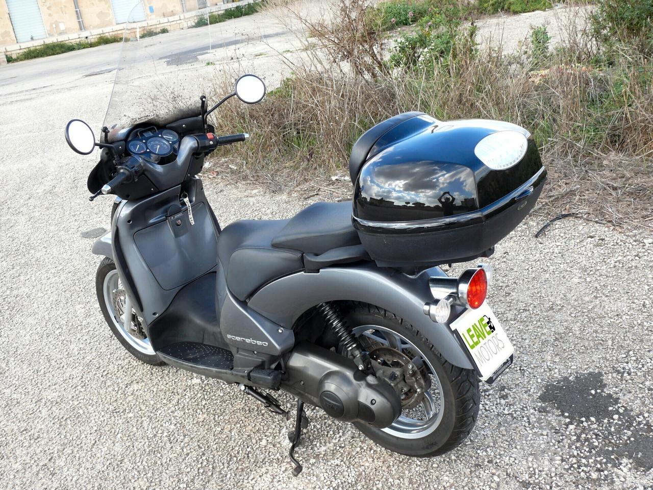 Aprilia Scarabeo 250 BICOLORE (M1222)