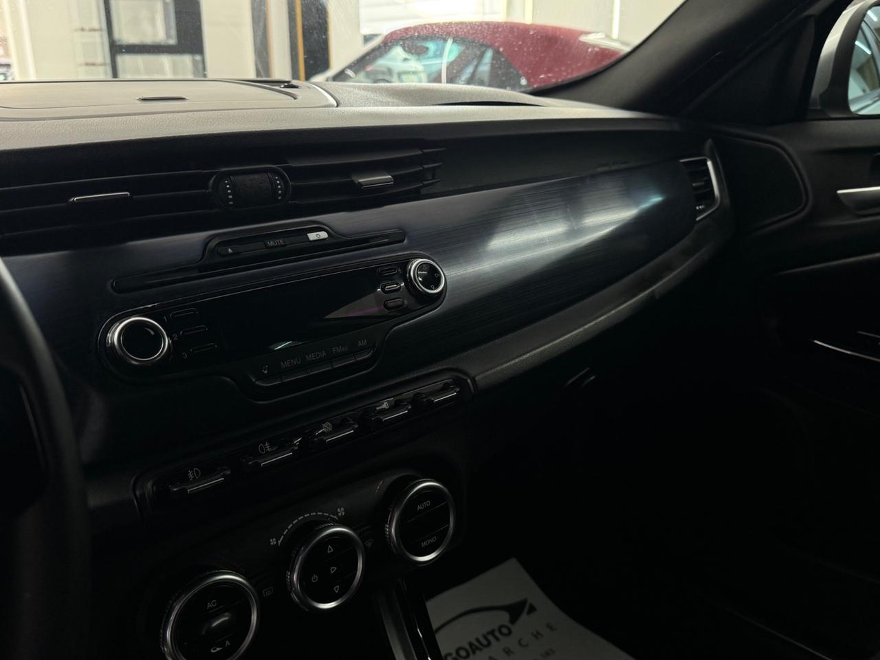 Alfa Romeo Giulietta Exclusive 1.4 170Cv GPL