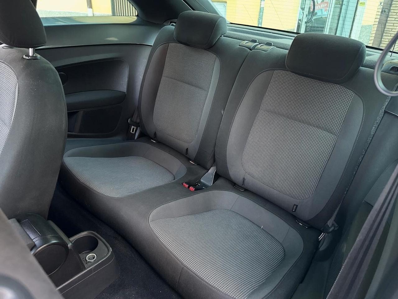 Volkswagen Maggiolino 1.6 TDI 105CV FINANZIABILE