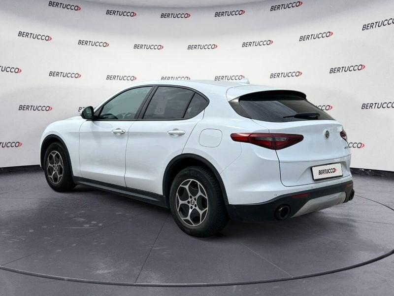 Alfa Romeo Stelvio 2.2 Turbodiesel 160 CV AT8 RWD Super Business