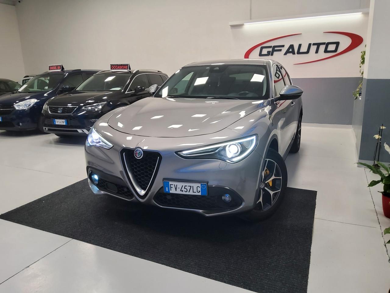 Alfa Romeo Stelvio 2.2 Turbodiesel 210 CV AT8 Q4 Executive