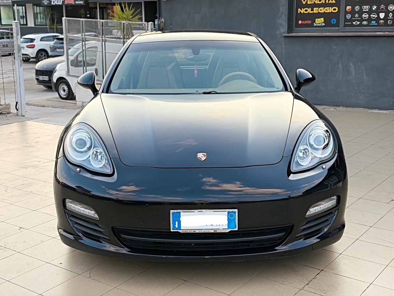 Porsche Panamera 3.0 Diesel Garanzia 12 Mesi