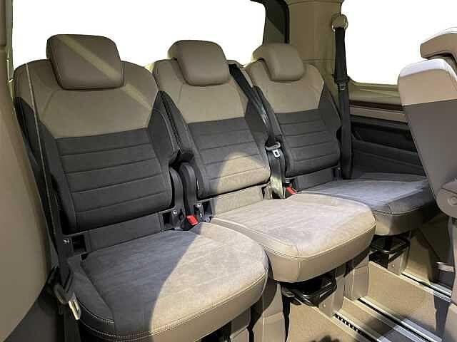 Volkswagen T7 Multivan 1.4TSI eHybrid 218CV Style (PHEV) - IVA ESPOSTA