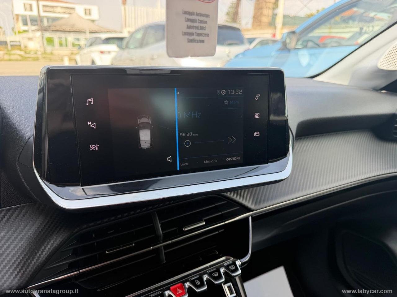 PEUGEOT 208 BlueHDi 100 S&S 5p. Active Pack INTROVABILE