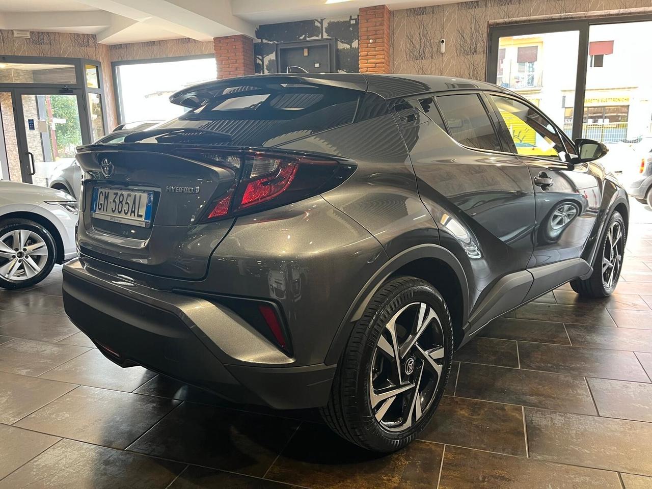 Toyota C-HR 1.8 Hybrid E-CVT Trend