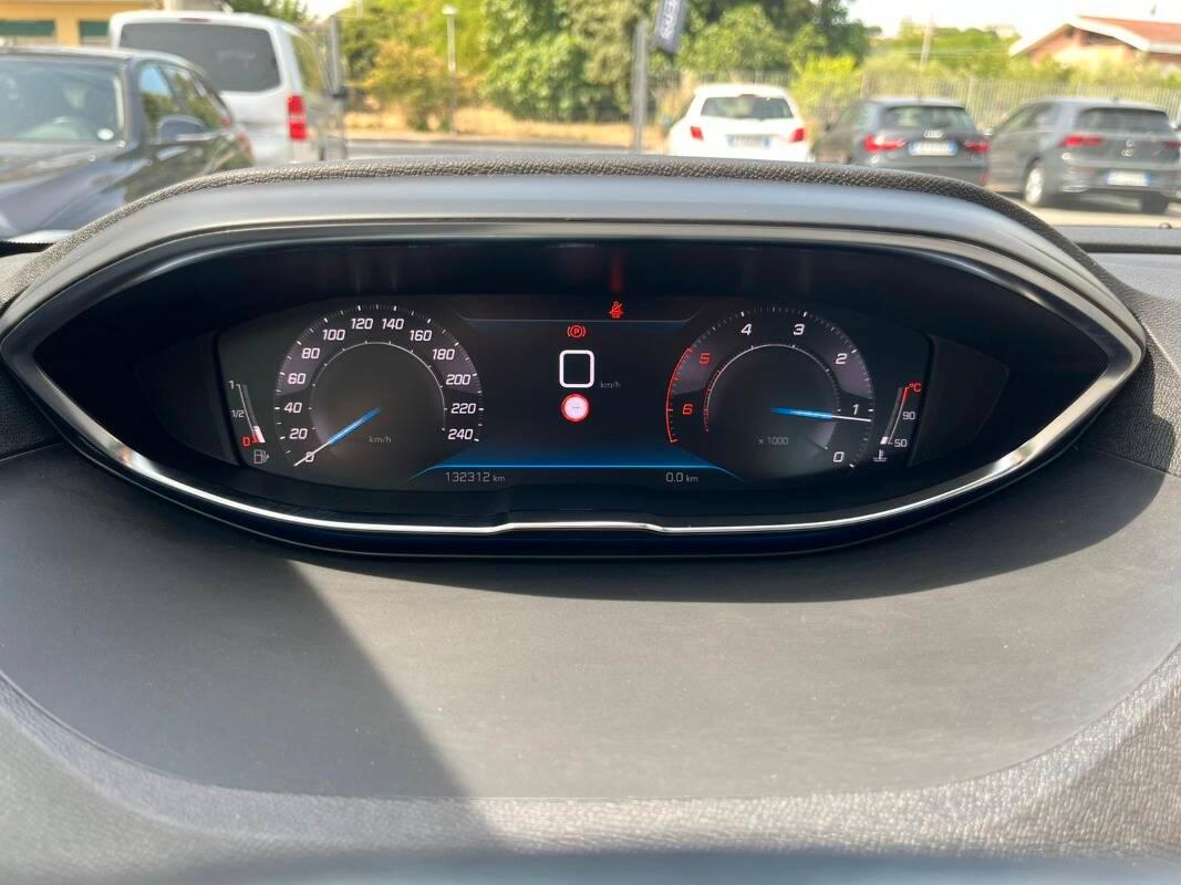 Peugeot 3008 II 1.5 bluehdi Active Pack s&s 130cv
